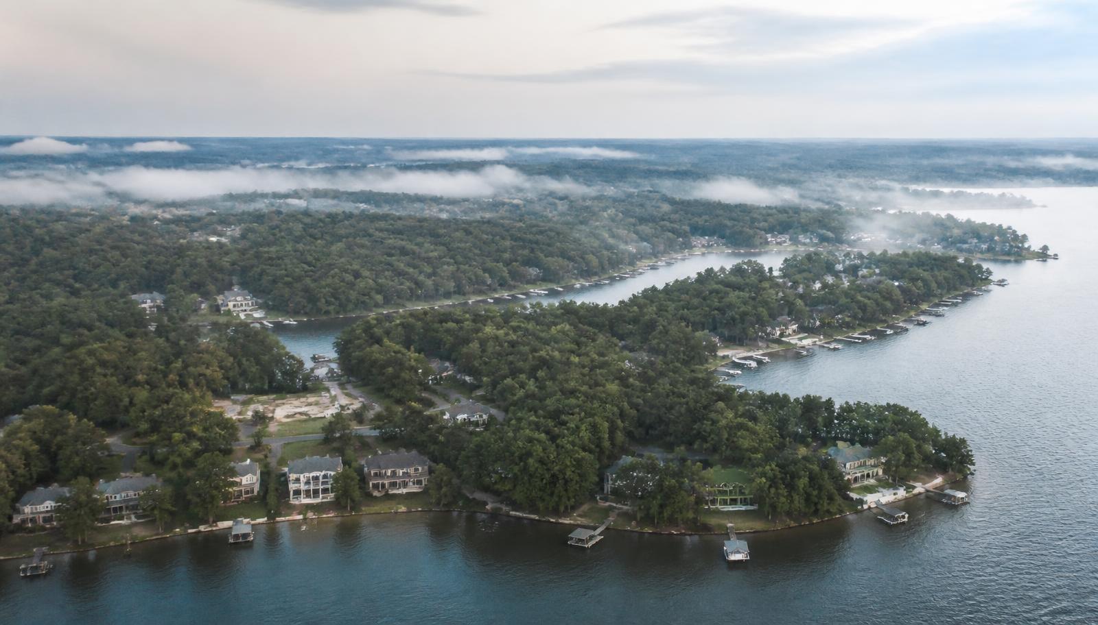 Lake Wylie luxury market